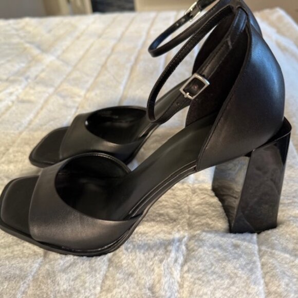 Gianni Bini Block Heel Dress Sandals - Picture 1 of 5